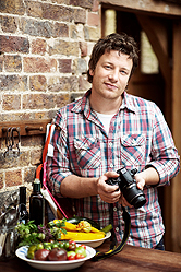 JAMIE OLIVER IHASTUI D3100-JÄRJESTELMÄKAMERAAN