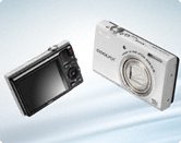 Two stylish super zooms join the COOLPIX compact camera range